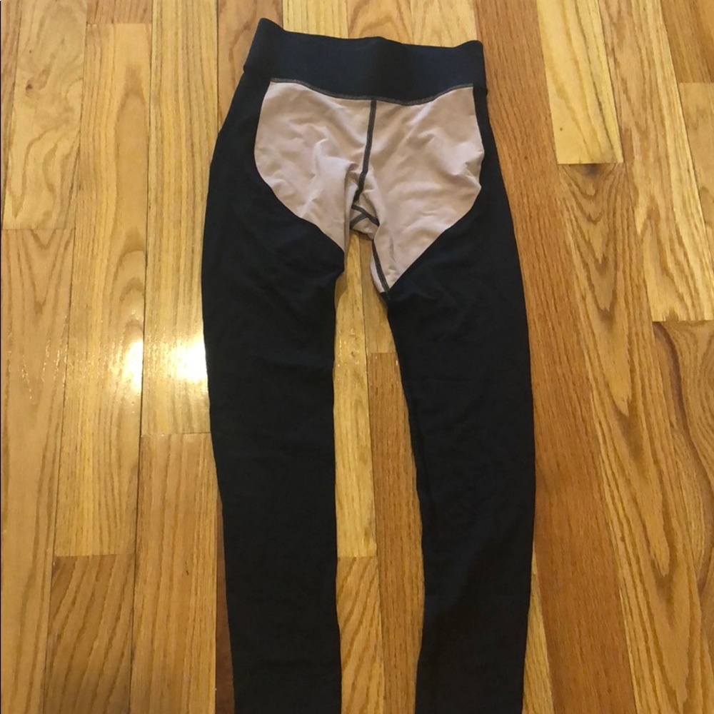 Michi nude and. Black leggings